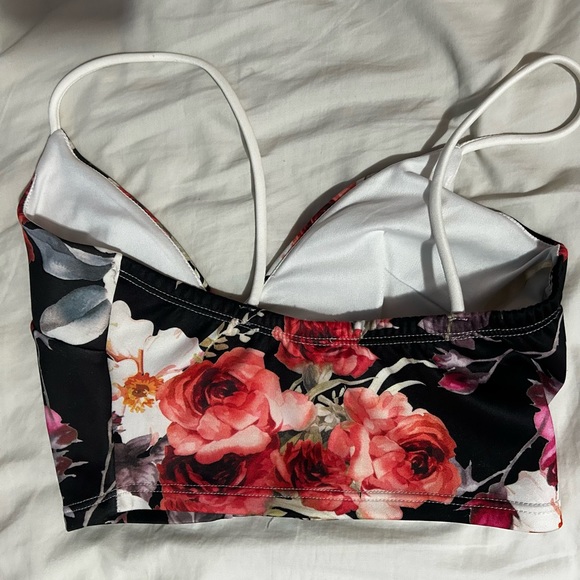 Floral crop top - Picture 2 of 2